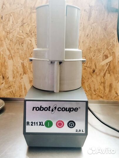 Процессор кухонный Robot Coupe R211 XL
