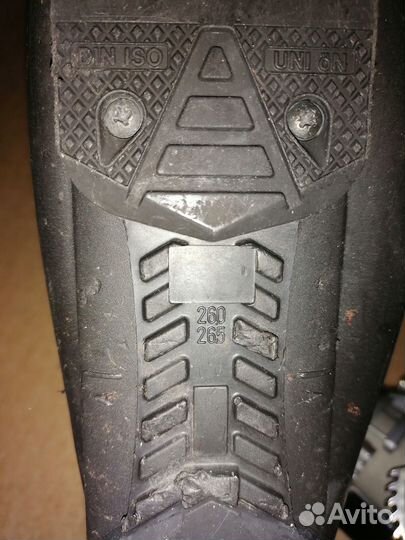 Горные лыжи Rossignol, ботинки, палки