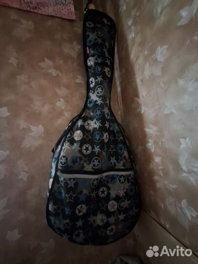 Классическая гитара шестиструнная