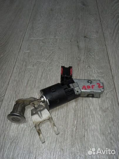Замок зажигания с личинкой Renault Logan 2 K7M