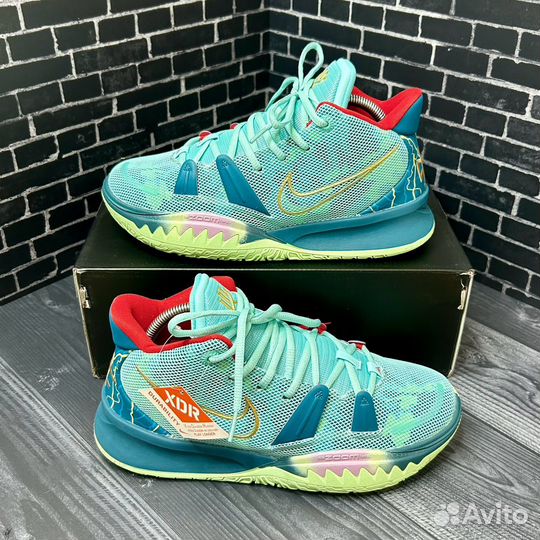 Кроссовки Nike Kyrie 7