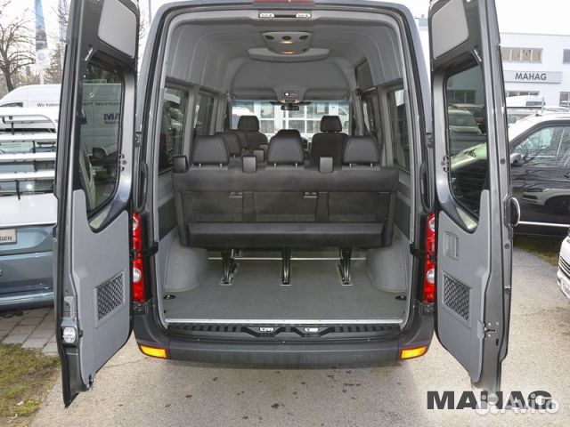 Volkswagen Crafter микроавтобус, 2012