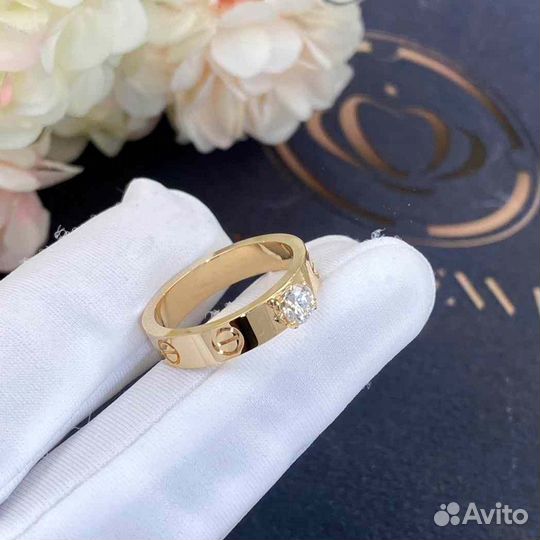 Cartier Love Solitaire Желтое золото, бриллиант 0,21ct