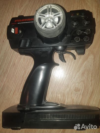 Радиоуправляемая модель для дрифта на запчасти