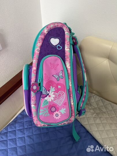 Рюкзак школьный для девочки новый