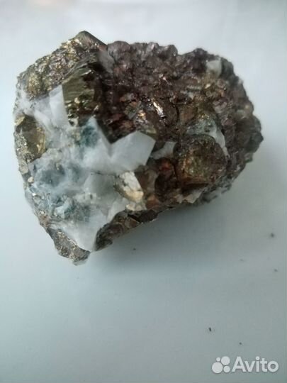 Пирит с кварцем