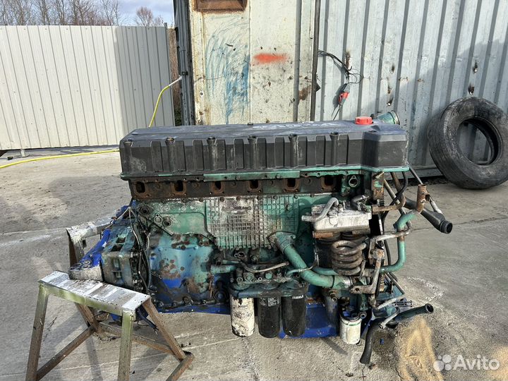 Двигатель Вольво D12C 440