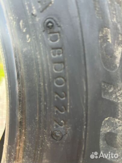 Bridgestone Blizzak LM-80 185/60 R15