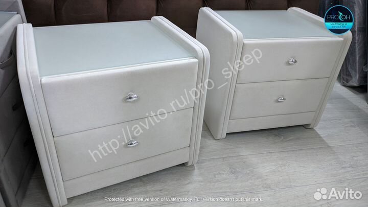 Прикроватные тумбы