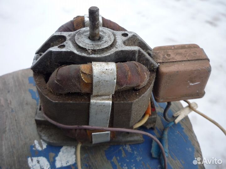 Двигатель - мотор