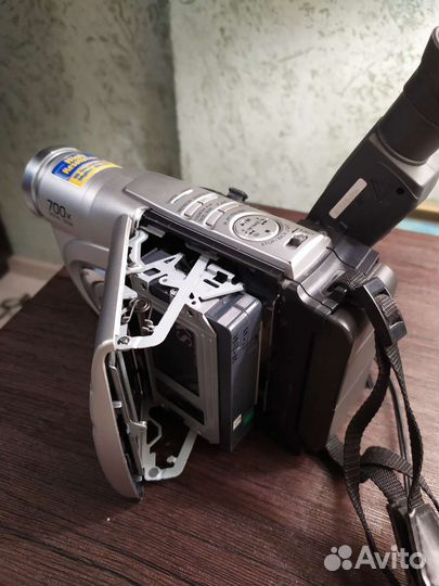 Видеокамера jvc