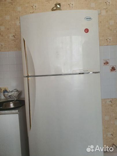 Холодильник бу Самсунг