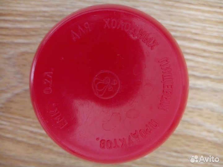 Яркие многоразовые стаканчики