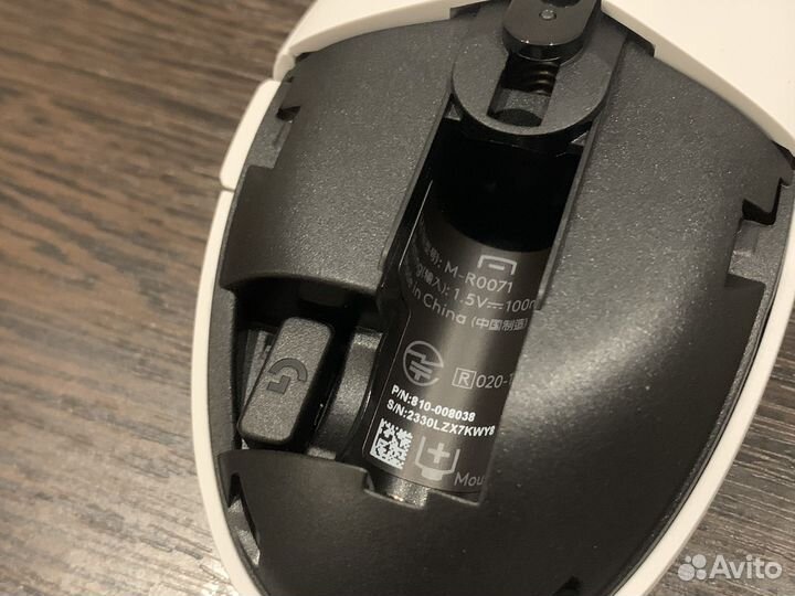 Беспроводная мышь новая Logitech G304 белая