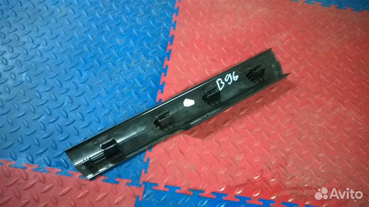 Накладка порога передняя левая внутренняя BMW X3