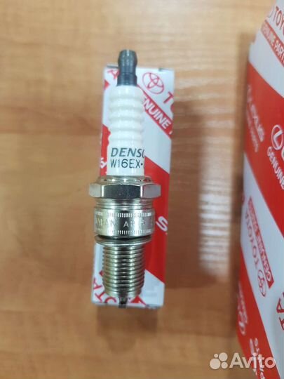 Свеча зажигания