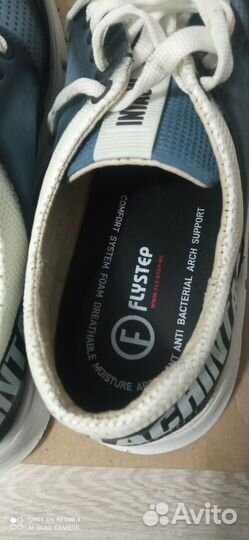 Кроссовки мужские 40 размер