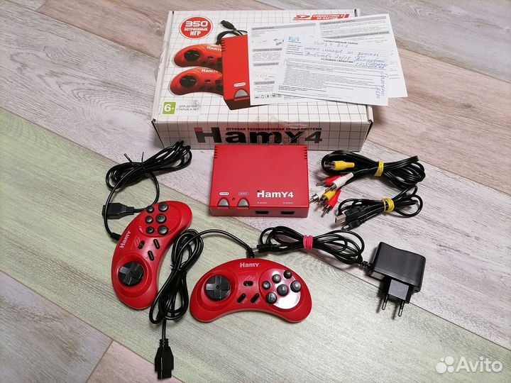 Игровая приставка 