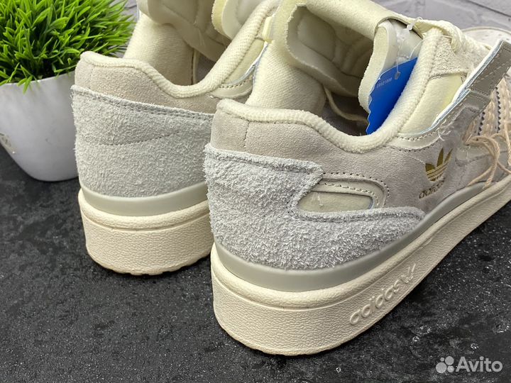 Кроссовки женские Adidas Forum