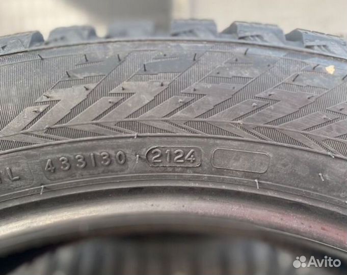 Nokian Tyres Hakkapeliitta 10 235/50 R21 104T