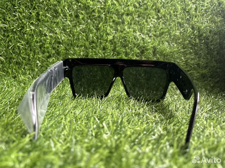 Солнцезащитные очки fendi женские