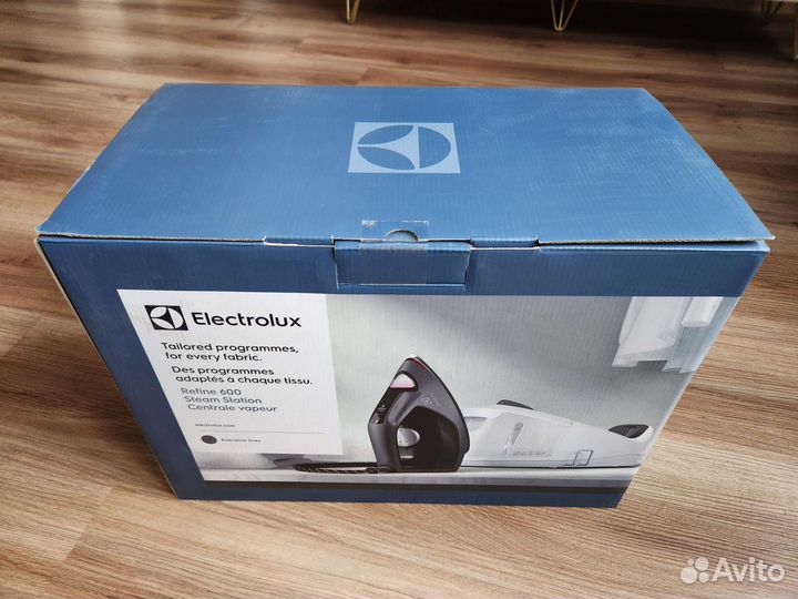 Утюг с парогенератором Electrolux