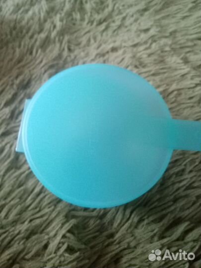 Контейнер Tupperware