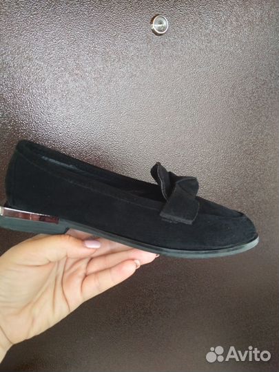Обувь замшевая 37 размер