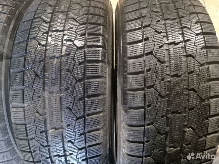 Toyo Observe Garit GIZ 225/55 R17