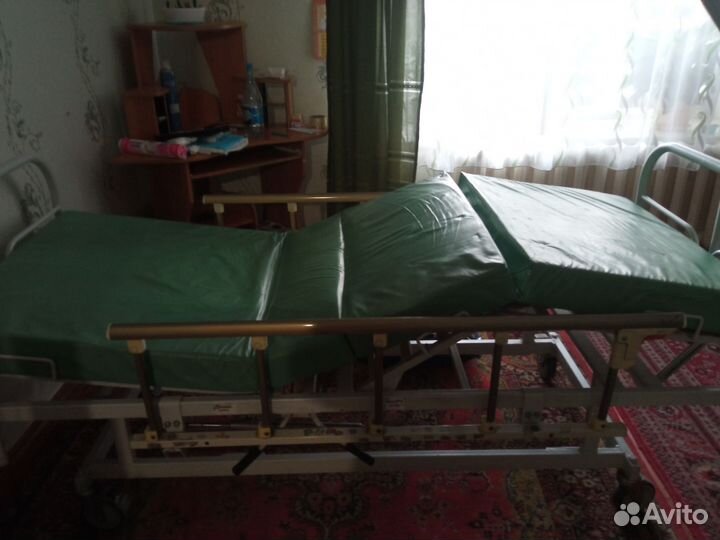 Медицинская кровать для лежачих больных б/у