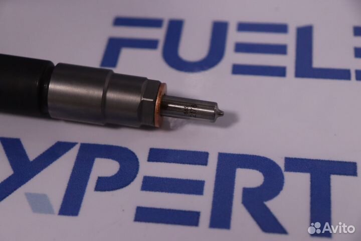 Форсунка топливная 0445110616