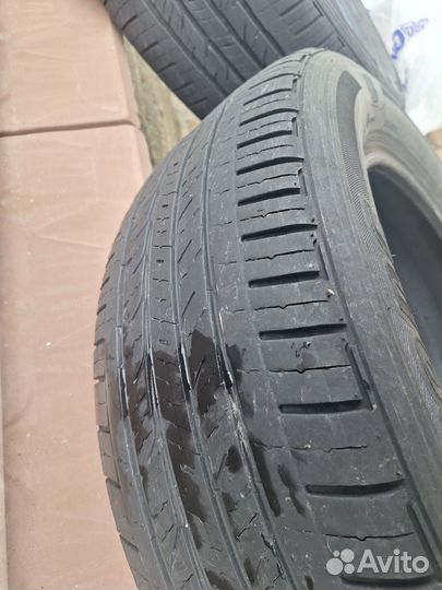 Bridgestone Dueler H/T 215/60 R17 96H