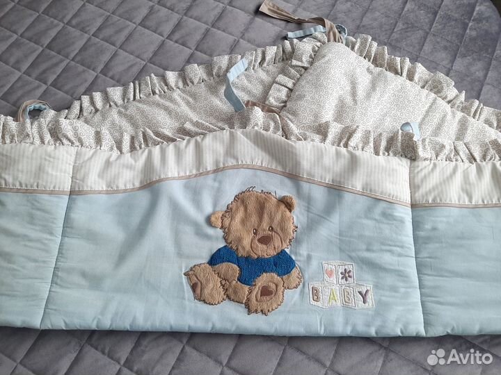 Бортик в кроватку Giovanni