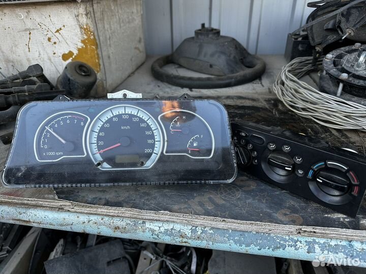 Панель приборов daewoo nexia