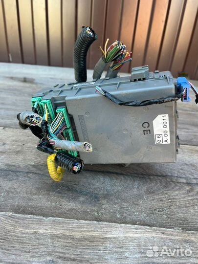 Блок предохранителей Honda Civic 4D 1.3 2008