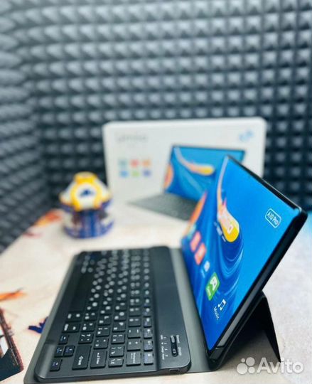 Планшет Umiio a19 Pro с клавиатурой