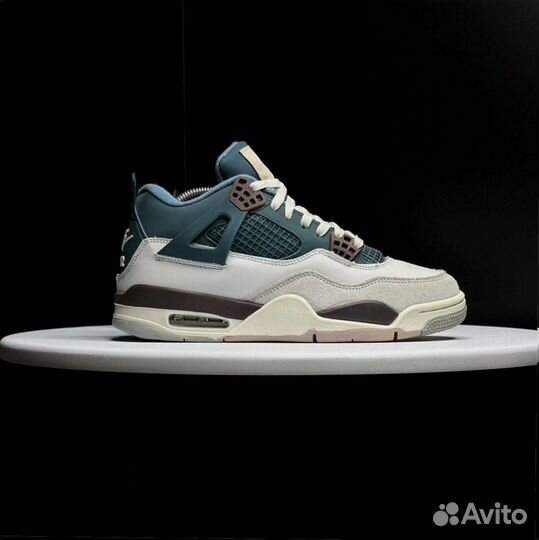 Кроссовки Nike Air Jordan 4