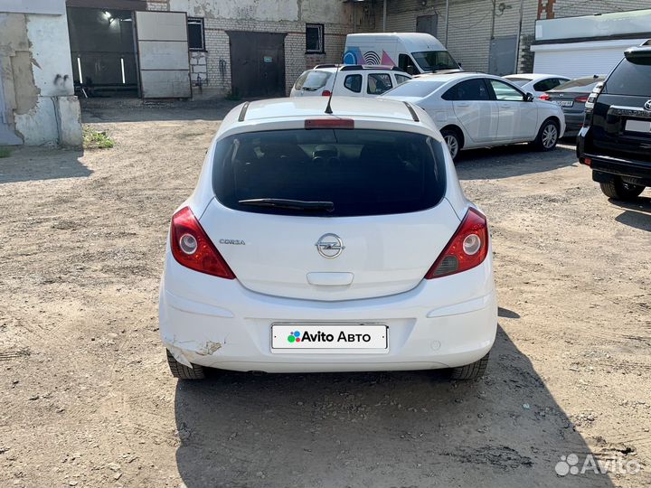 Opel Corsa 1.4 AT, 2011, 85 000 км