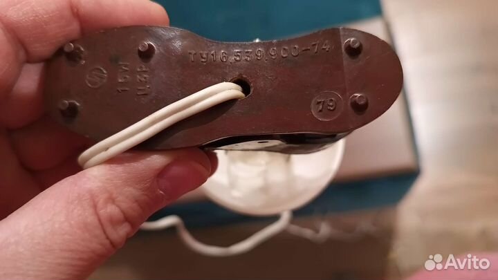 Светильник настольный