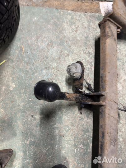 Фаркоп на Kia sportage 2