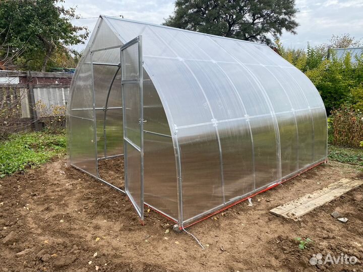 Теплица g-7387