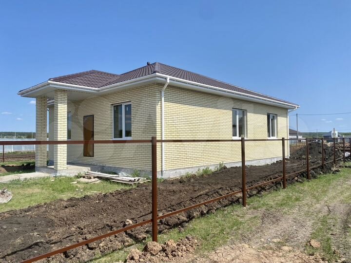 Дом 100 м² на участке 6 сот.