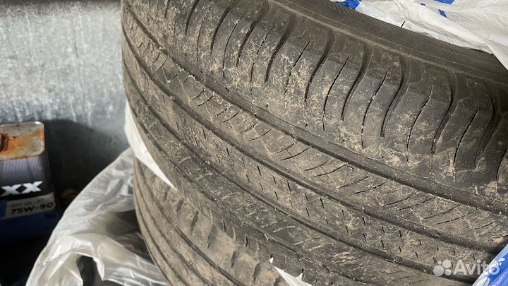 Michelin Latitude Tour HP 235/65 R17