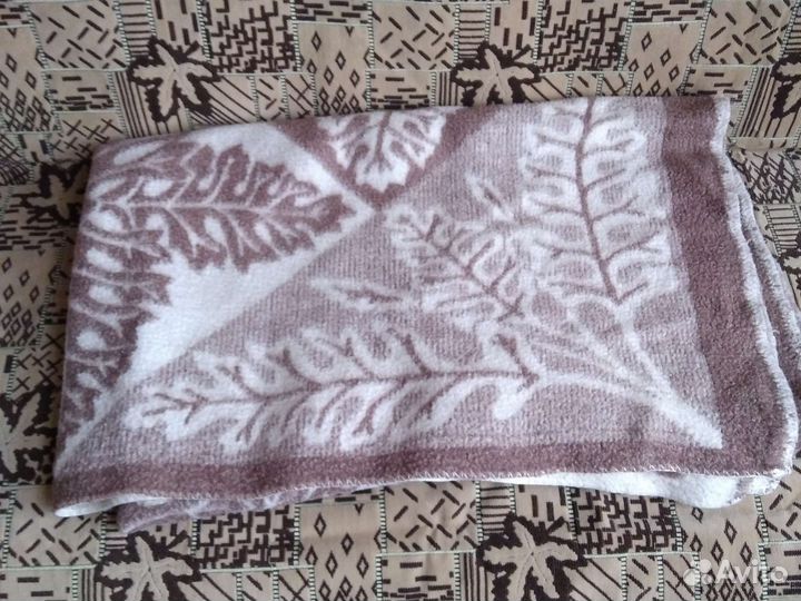 Одеяяло шерстянное