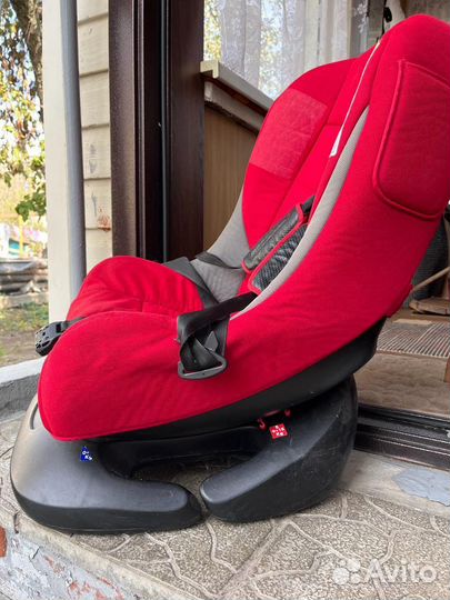 Детское автокресло inglesina moovy