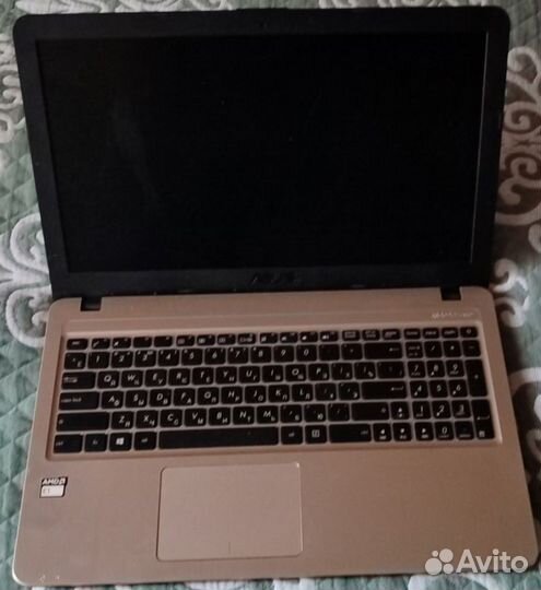 Ноутбук Asus R540YA