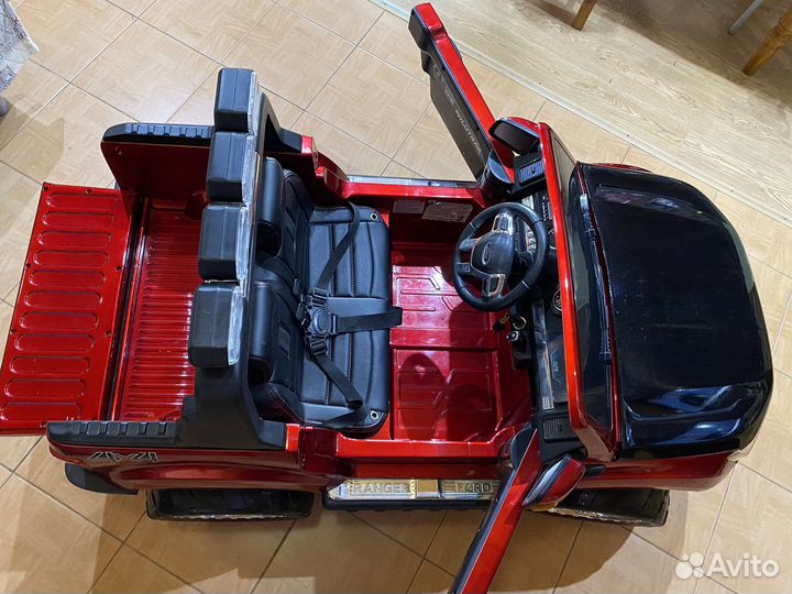 Детский электромобиль бу Ford Ranger