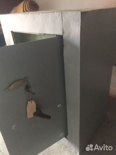 Сейф огнеупорный, производство СССР