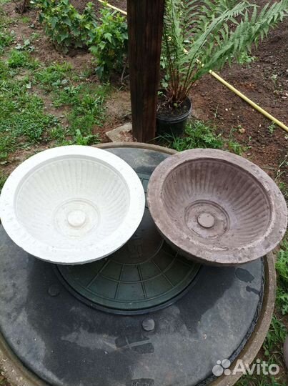 Уличные кашпо, вазоны бетонные