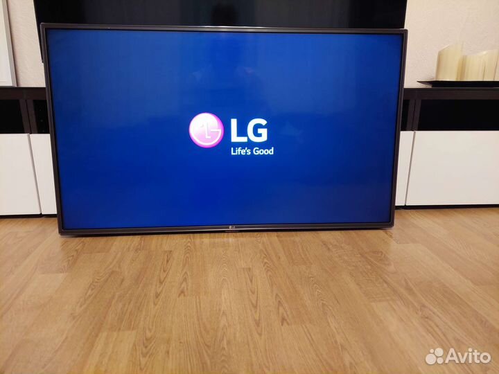 Телевизор LG 43LW340C